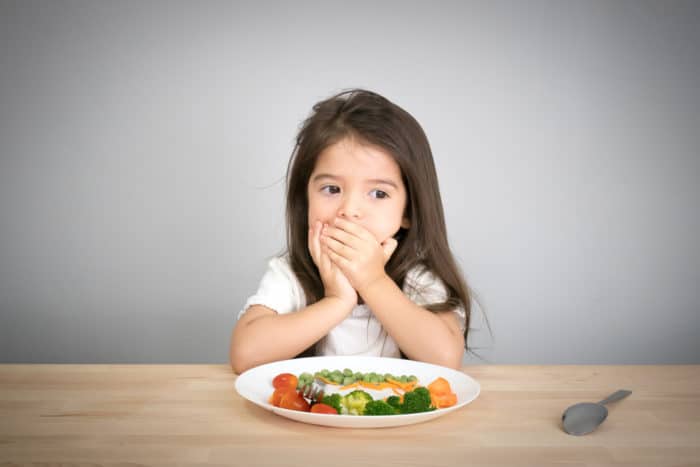 vaikams sunku valgyti, kai serga