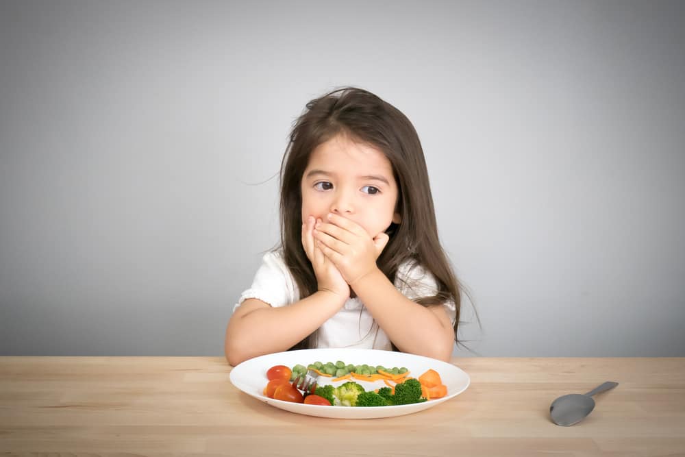 vaikams sunku valgyti, kai jie serga