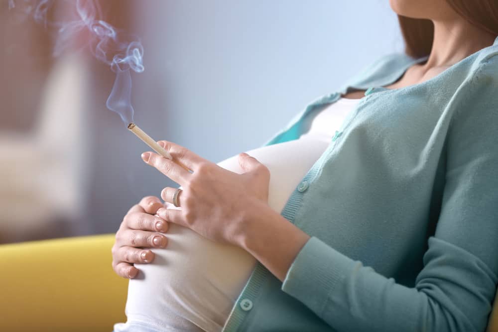rūkymas nėštumo metu