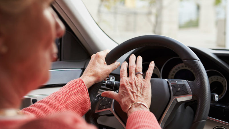 vyresnio amžiaus žmonių vairavimas