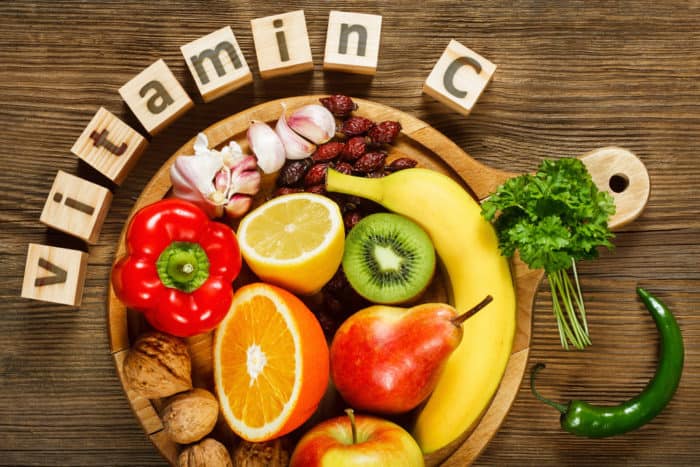 vitamino C poreikis nevalgius