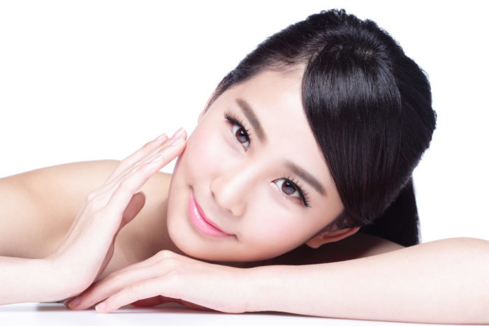 Azijos oda įveikia nuobodu odą