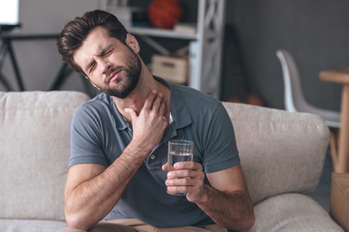 kodėl gripas pasižymi rijimo skausmu