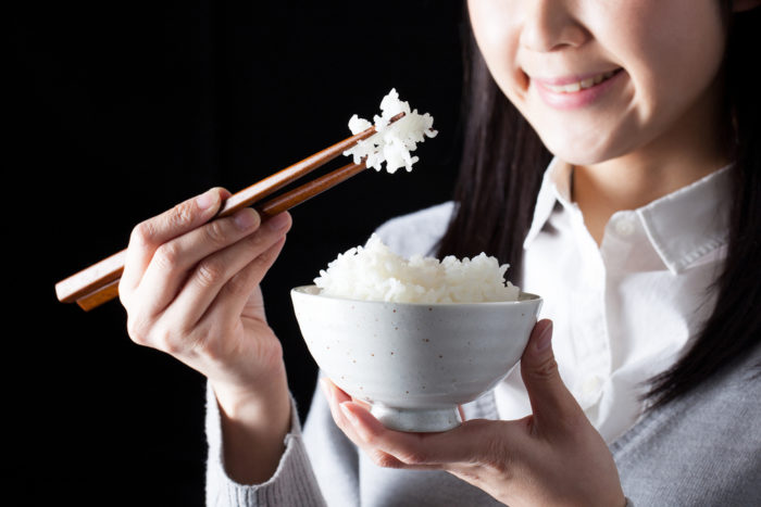 valgyti baltus ryžius